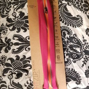 Fitzip by Fitkicks active waist Pack